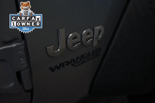 Thumbnail: 2019 Jeep Wrangler - 14