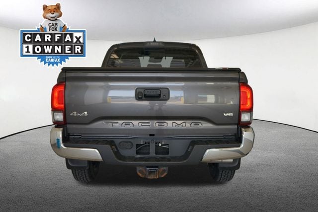 Thumbnail: 2021 Toyota Tacoma - 12