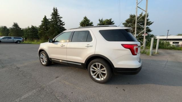 Thumbnail: 2018 Ford Explorer - 7