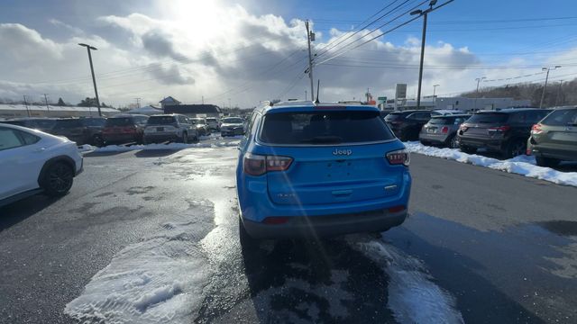 Thumbnail: 2018 Jeep Compass - 8