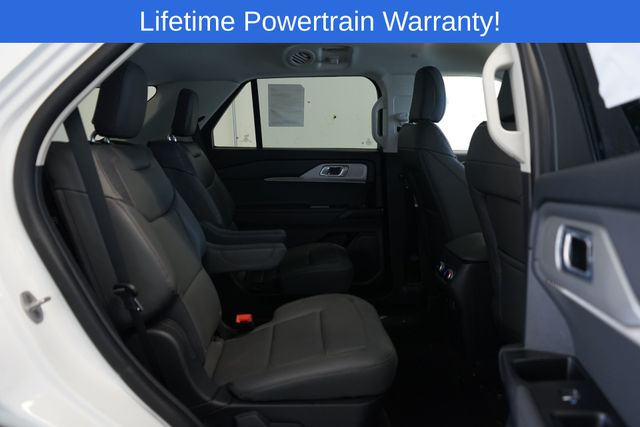 Thumbnail: 2026 Ford Explorer - 32