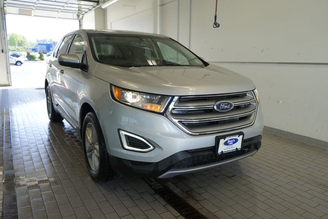 Thumbnail: 2017 Ford Edge - 17