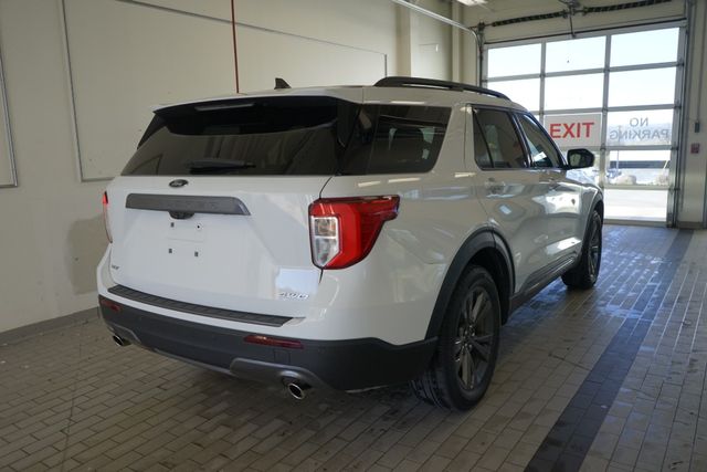 Thumbnail: 2021 Ford Explorer - 14