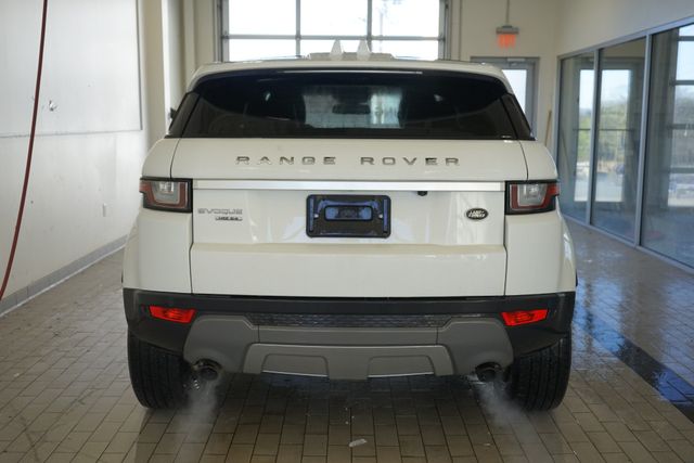 Thumbnail: 2017 Land Rover Range Rover Evoque - 11