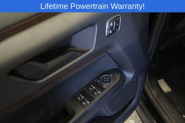 Thumbnail: 2025 Ford Bronco Sport - 18