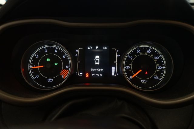 Thumbnail: 2014 Jeep Cherokee - 21