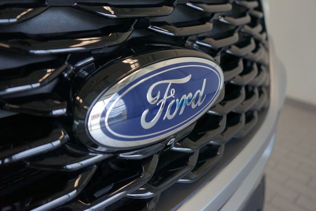 Thumbnail: 2022 Ford Explorer - 18