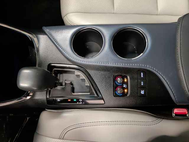 Thumbnail: 2015 Toyota Avalon - 23