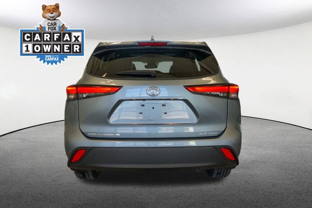 Thumbnail: 2022 Toyota Highlander - 11