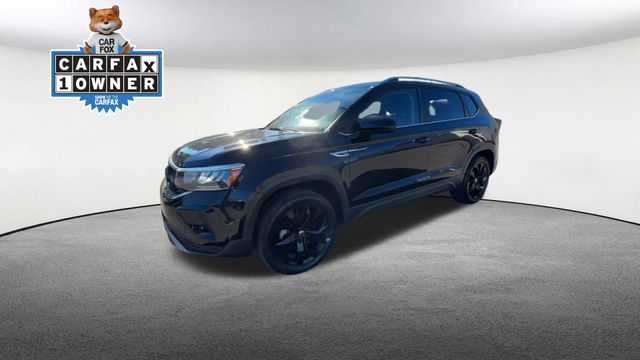 Thumbnail: 2023 Volkswagen Taos - 4