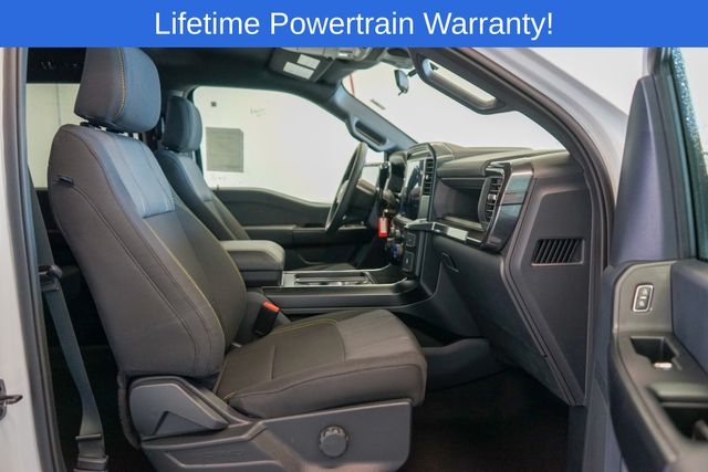 Thumbnail: 2025 Ford F-150 - 32