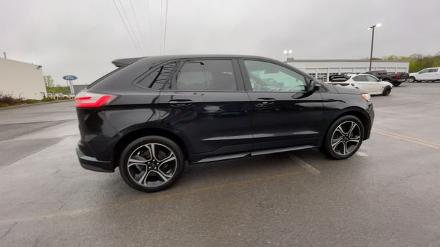 Thumbnail: 2020 Ford Edge - 10