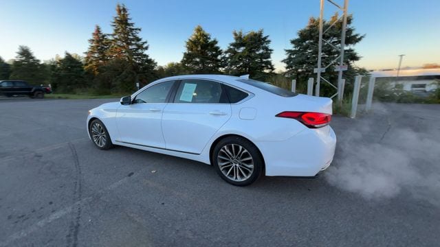 Thumbnail: 2015 Hyundai Genesis - 7