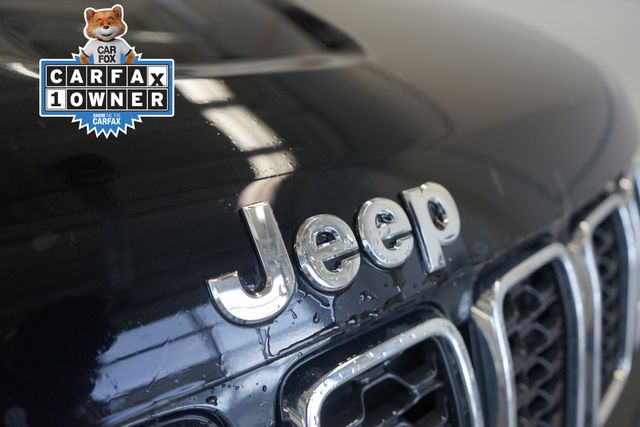 Thumbnail: 2017 Jeep Grand Cherokee - 18