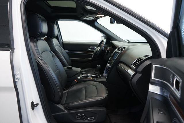 Thumbnail: 2017 Ford Explorer - 34