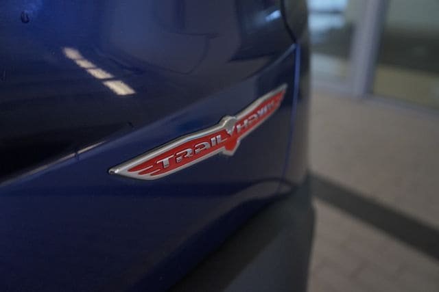 Thumbnail: 2016 Jeep Renegade - 13