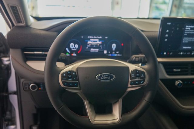 Thumbnail: 2025 Ford Explorer - 22