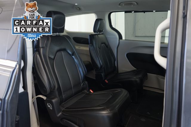 Thumbnail: 2023 Chrysler Pacifica - 30