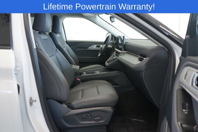 Thumbnail: 2026 Ford Explorer - 34