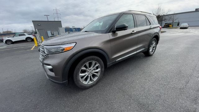 Thumbnail: 2021 Ford Explorer - 5