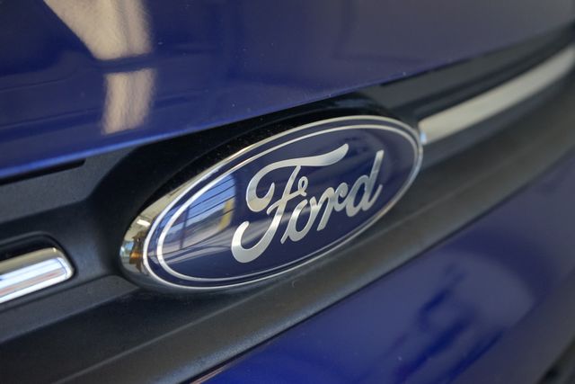 Thumbnail: 2014 Ford Escape - 18