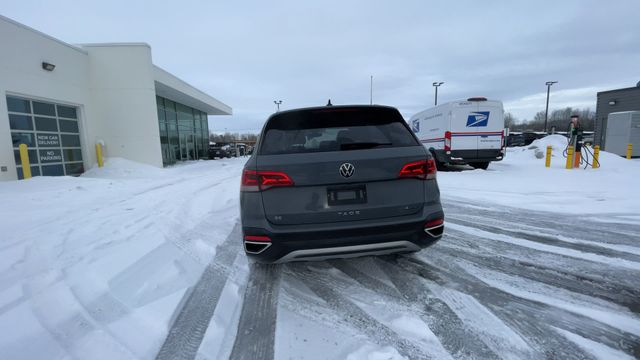 Thumbnail: 2022 Volkswagen Taos - 7