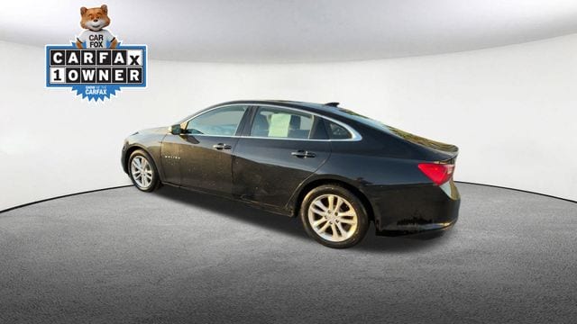 Thumbnail: 2017 Chevrolet Malibu - 7
