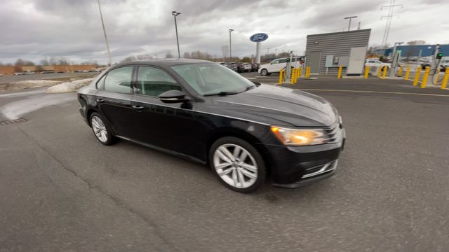 Thumbnail: 2019 Volkswagen Passat - 2