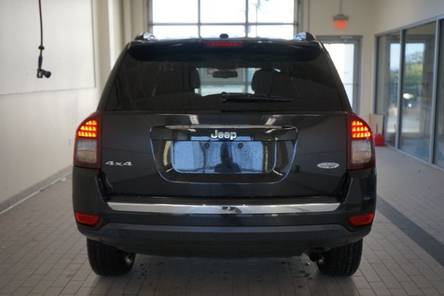 Thumbnail: 2015 Jeep Compass - 12