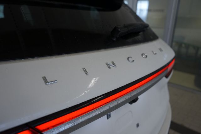 Thumbnail: 2022 Lincoln Corsair - 13