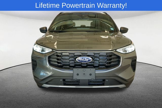 Thumbnail: 2025 Ford Escape - 9