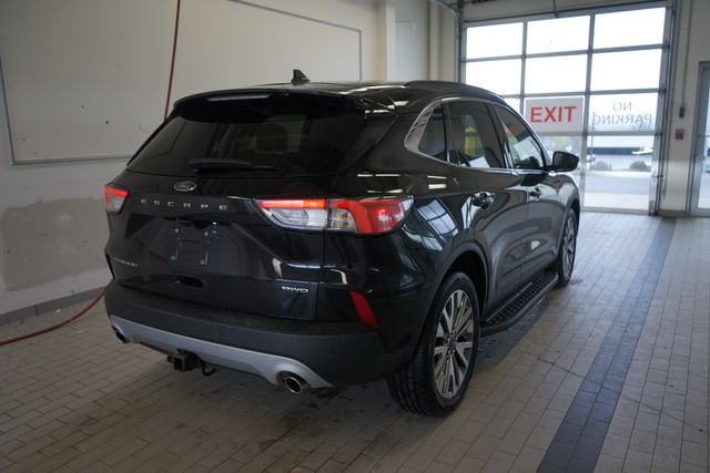 Thumbnail: 2022 Ford Escape - 16