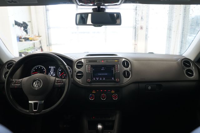 Thumbnail: 2017 Volkswagen Tiguan - 31