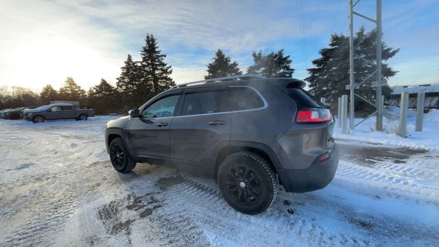 Thumbnail: 2021 Jeep Cherokee - 7