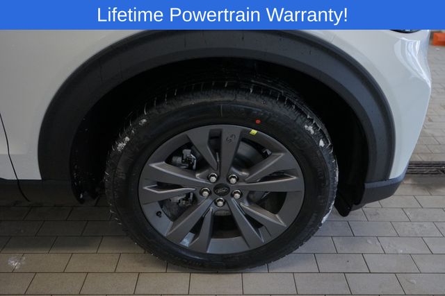 Thumbnail: 2026 Ford Explorer - 16