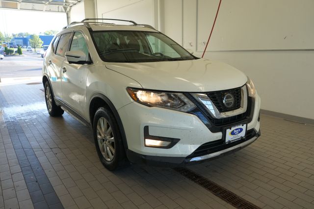 Thumbnail: 2018 Nissan Rogue - 16