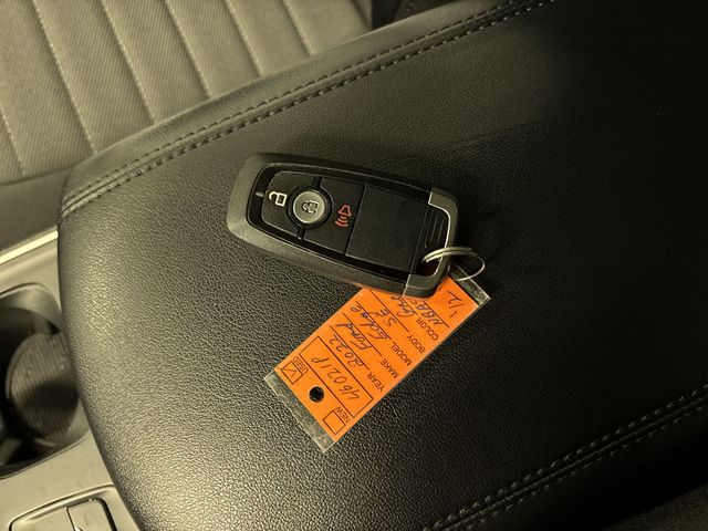 Thumbnail: 2022 Ford Edge - 21