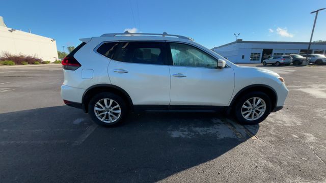Thumbnail: 2018 Nissan Rogue - 10