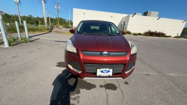 Thumbnail: 2015 Ford Escape - 3