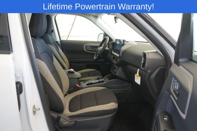 Thumbnail: 2025 Ford Bronco Sport - 31