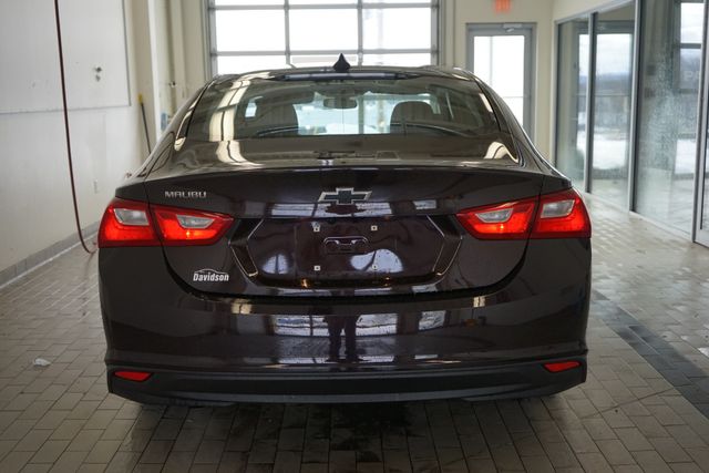 Thumbnail: 2021 Chevrolet Malibu - 12