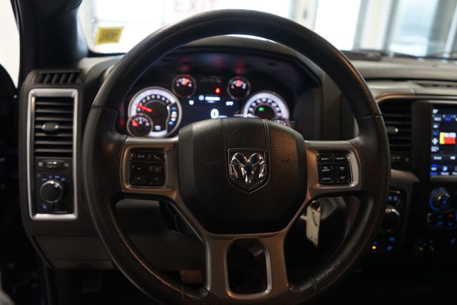 Thumbnail: 2021 RAM 1500 Classic - 23