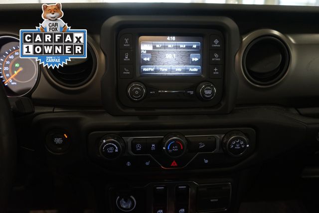Thumbnail: 2019 Jeep Wrangler - 21