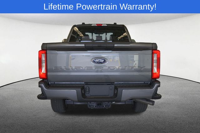 Thumbnail: 2026 Ford F-250 - 11