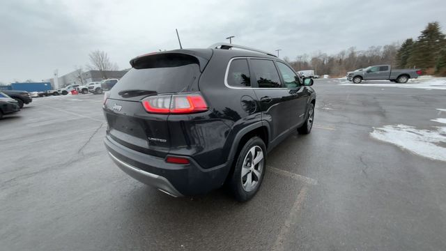 Thumbnail: 2019 Jeep Cherokee - 9