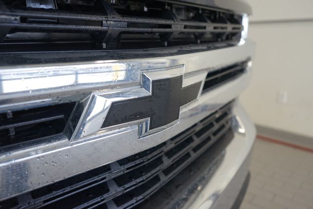 Thumbnail: 2020 Chevrolet Silverado 1500 - 19