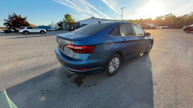 Thumbnail: 2019 Volkswagen Jetta - 10