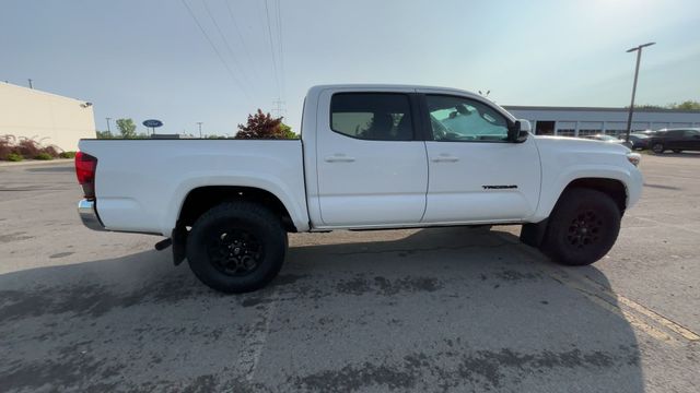 Thumbnail: 2021 Toyota Tacoma - 10