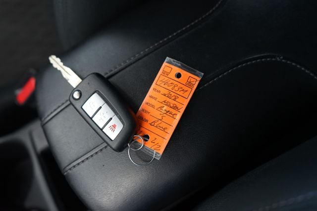 Thumbnail: 2018 Nissan Rogue - 26