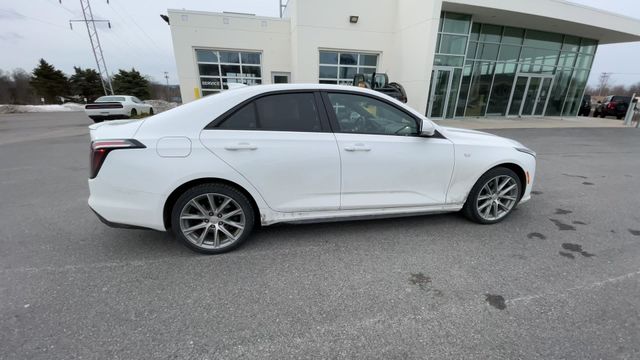 Thumbnail: 2022 Cadillac CT4 - 10